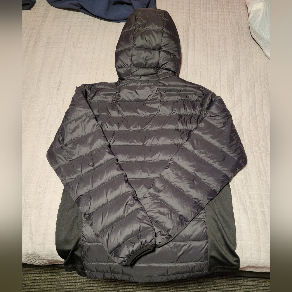 Eddie Bauer Men's Charcoal Puffer Jacket - Picture 4 of 4